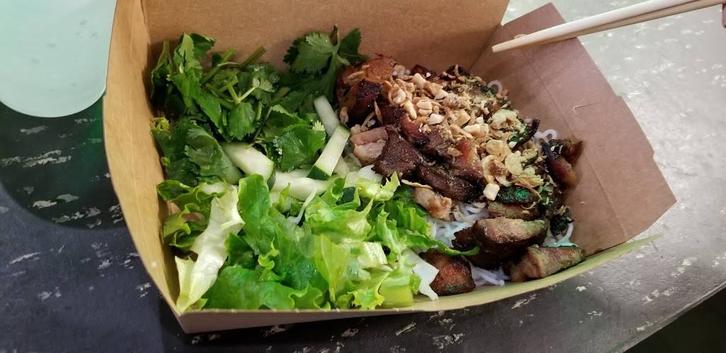 Viet Bites | restaurant | 1104 W Hickory St, Denton, TX 76201, USA | 9408981717 OR +1 940-898-1717