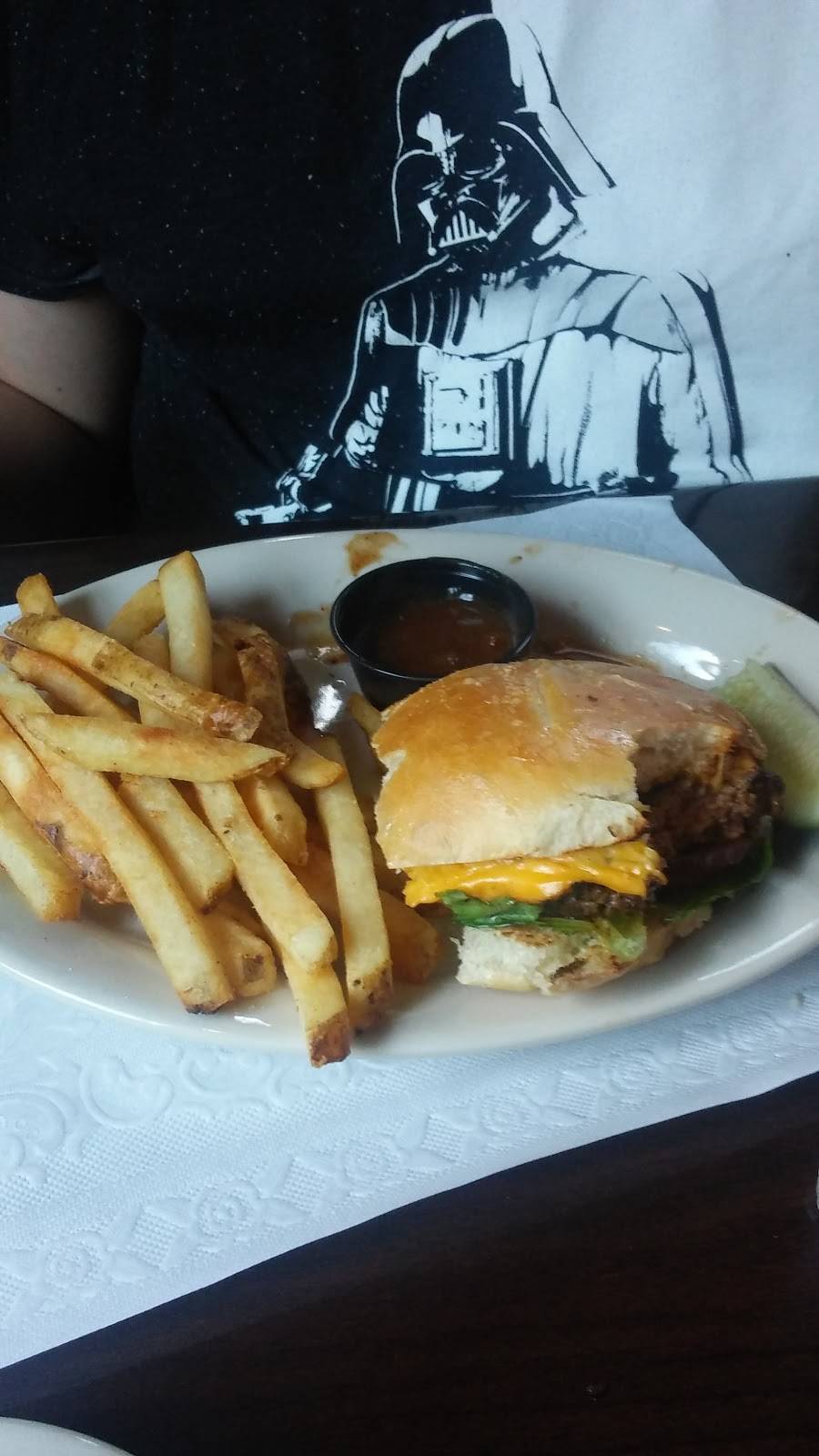 River Runners Roost | restaurant | 2378 NY-97, Pond Eddy, NY 12770, USA | 8455570097 OR +1 845-557-0097