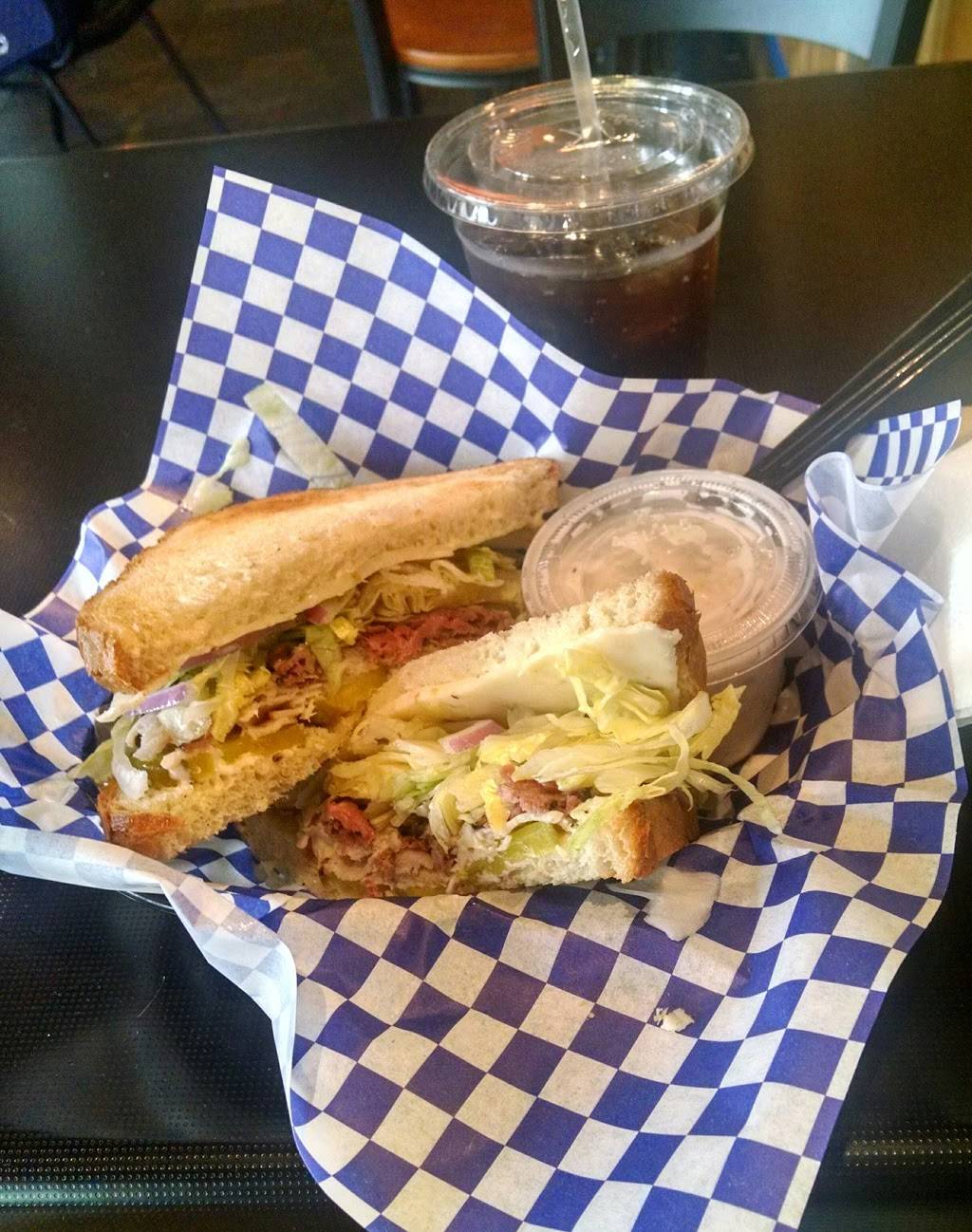 Blue Box Cafe | cafe | 176 E Chicago St, Elgin, IL 60120, USA | 8476972583 OR +1 847-697-2583