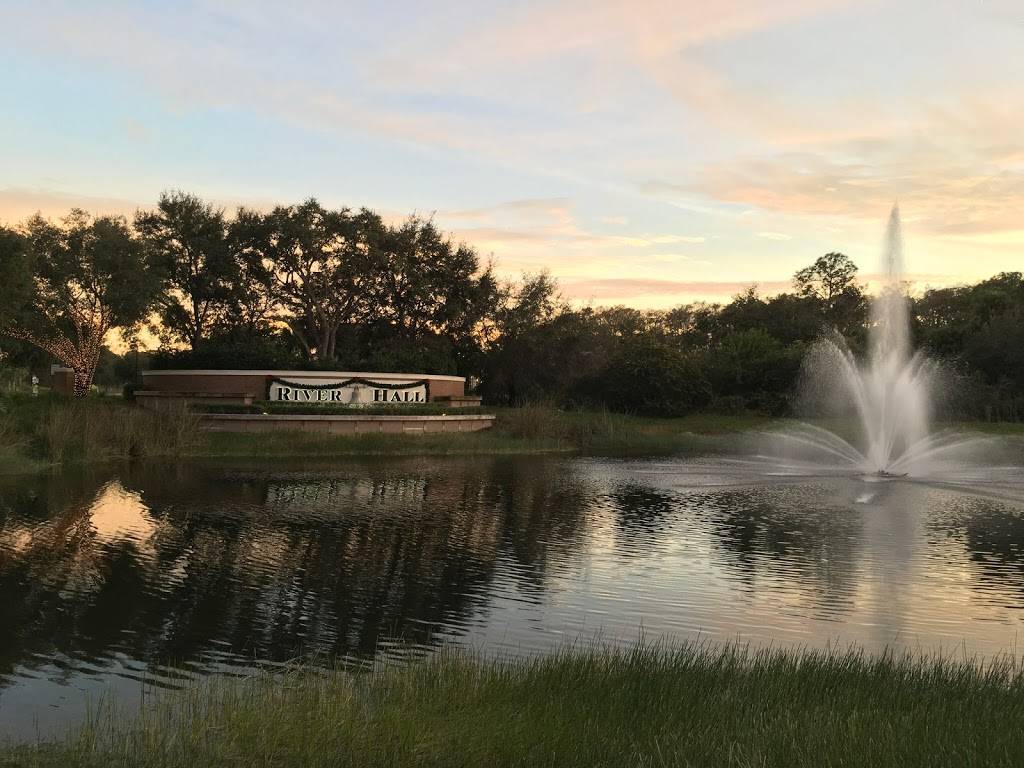 River Hall Country Club | restaurant | 3500 River Hall Pkwy, Alva, FL 33920, USA | 2393134653 OR +1 239-313-4653