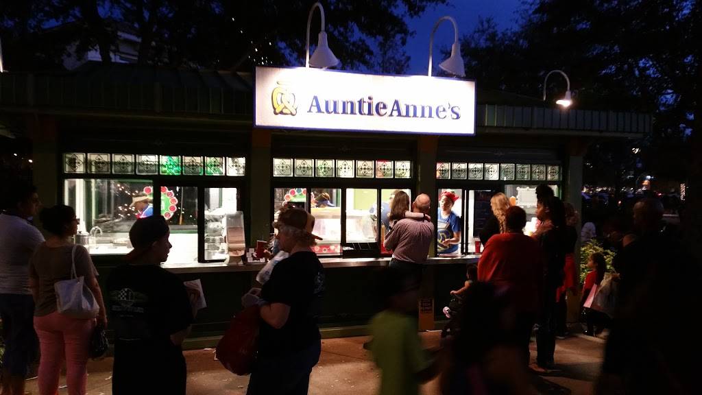 Auntie Annes Pretzels | cafe | 4663 River City Dr, Jacksonville, FL 32246, USA | 9049283300 OR +1 904-928-3300