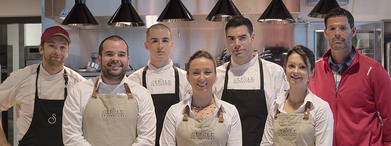 Le Cercle Universitaire | restaurant | 2305, rue de l’Université, Pavillon Alphonse Desjardins, Université Laval,, Local 4516, Québec, QC G1V 0A6, Canada | 4182080630 OR +1 418-208-0630