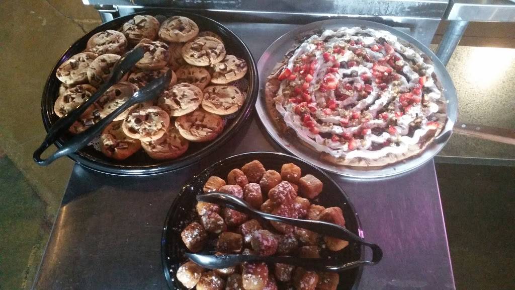 White Buffalo Saloon | restaurant | 5377 McIntosh Rd, Sarasota, FL 34233, USA | 9419276655 OR +1 941-927-6655