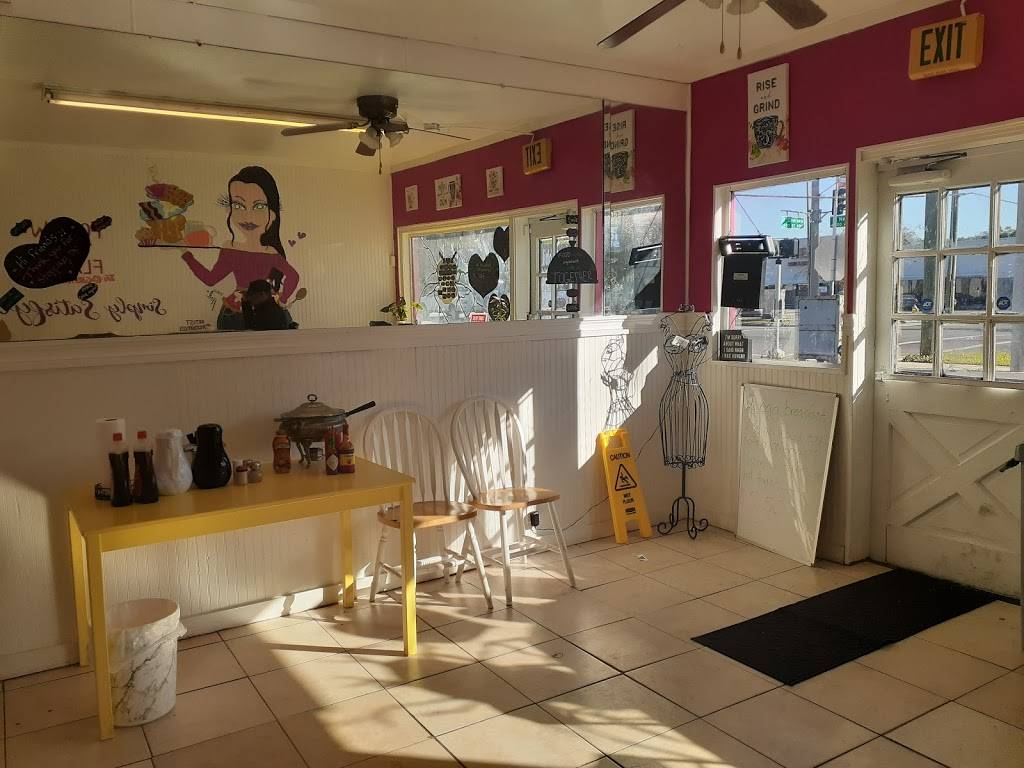 Girl And A Grill | restaurant | 4330 N Nebraska Ave, Tampa, FL 33603, USA | 8136939181 OR +1 813-693-9181