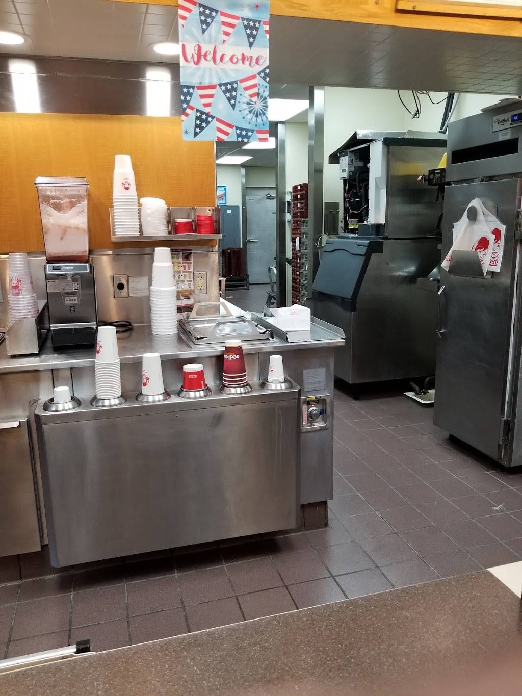 Wendys | restaurant | 5534 Wayne Ave, Philadelphia, PA 19144, USA | 2154382636 OR +1 215-438-2636