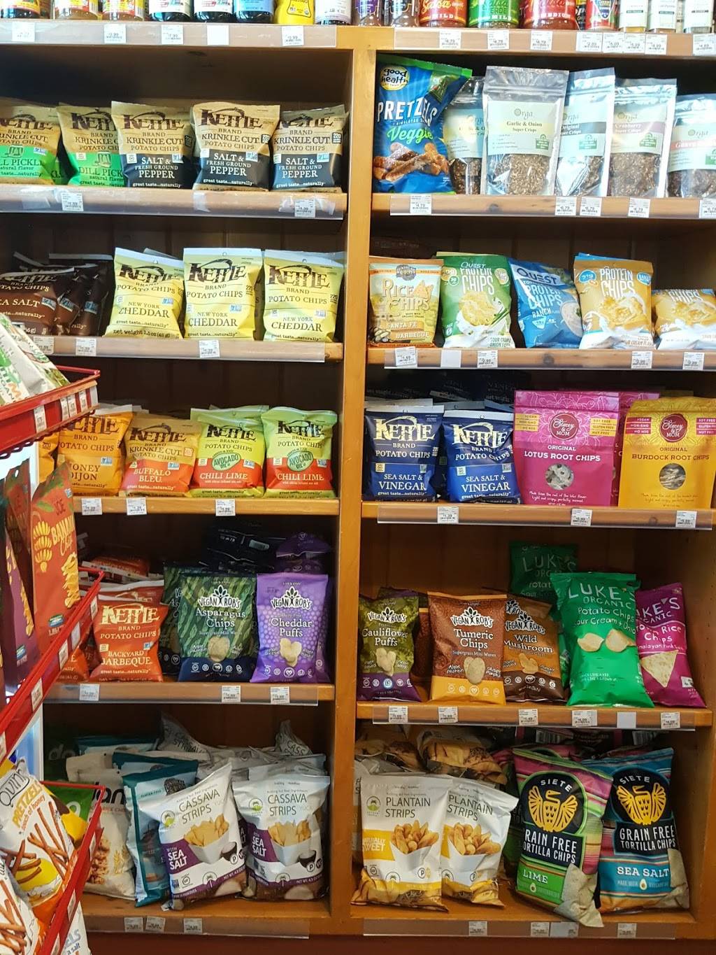 Mrs. Winstons - LAs Best Salad Bar-Water Garden | restaurant | 2450 Colorado Ave, Santa Monica, CA 90404, USA | 3103152777 OR +1 310-315-2777