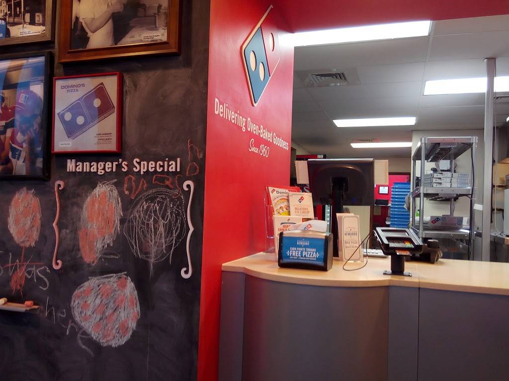 Dominos Pizza | meal delivery | 814 N Riverfront Dr, Mankato, MN 56001, USA | 5076253666 OR +1 507-625-3666