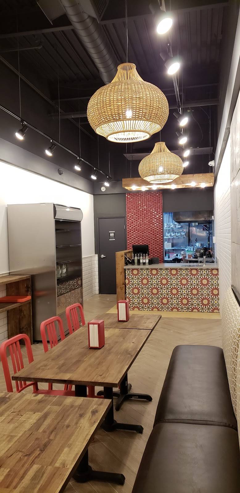 Butter Chicken Roti - York Mills | restaurant | 861 York Mills Rd #7, North York, ON M3B 1Y2, Canada | 6473523333 OR +1 647-352-3333