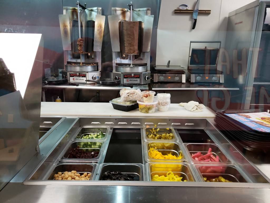 Pita Way Fenton | restaurant | 15274 Silver Pkwy, Fenton, MI 48430, USA | 8102087068 OR +1 810-208-7068