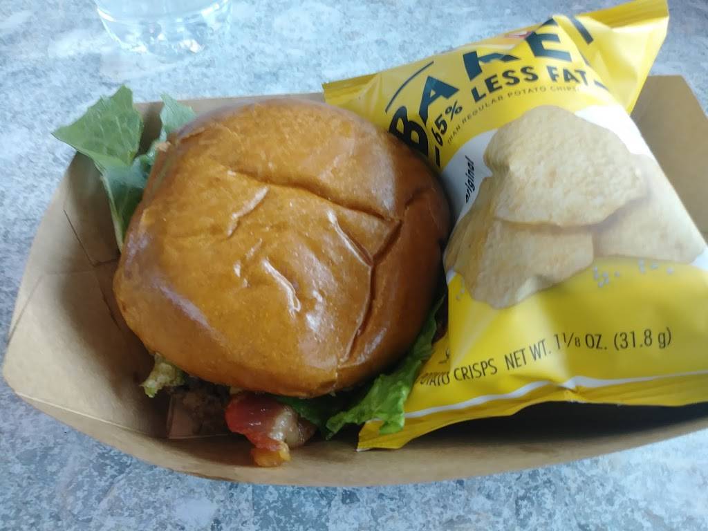 Fishlips Pavilion at Jetty Park | restaurant | 397 Jetty Park Rd, Port Canaveral, FL 32920, USA | 3213235001 OR +1 321-323-5001