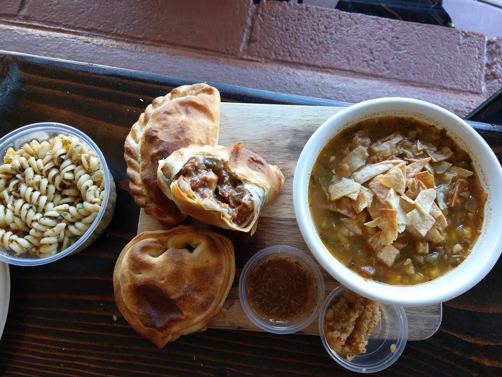 World Empanadas | restaurant | 1206 W Magnolia Blvd, Burbank, CA 91506, USA | 8185614999 OR +1 818-561-4999