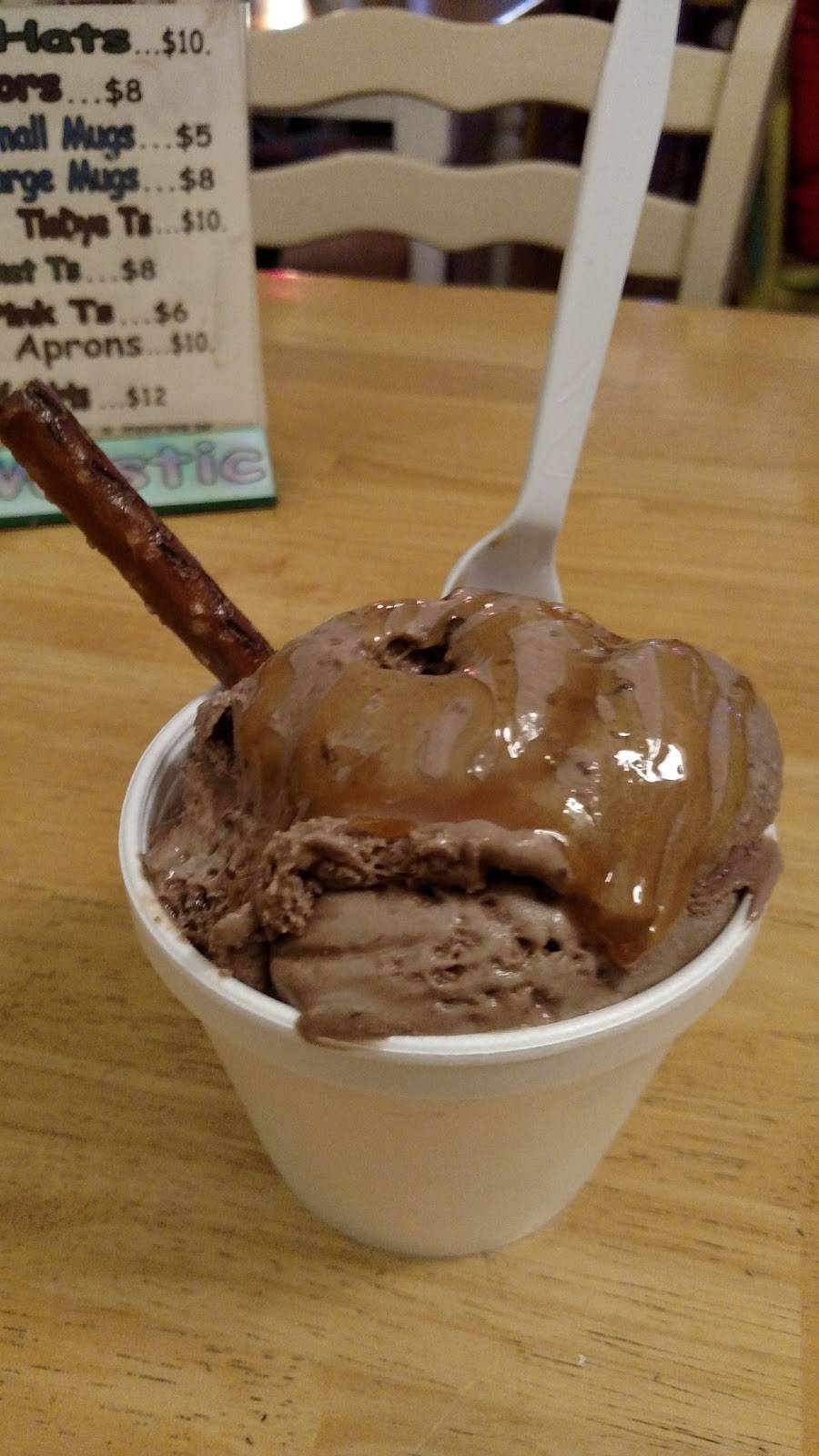 Mystic Ice Cream Cafe | restaurant | (Route 466A), 1217 W Miller St, Fruitland Park, FL 34731, USA | 3528010411 OR +1 352-801-0411