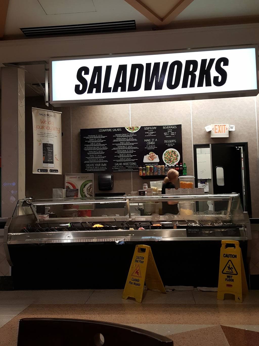 Saladworks | restaurant | 3645 Capital City Mall Dr, Camp Hill, PA 17011, USA | 7177614470 OR +1 717-761-4470