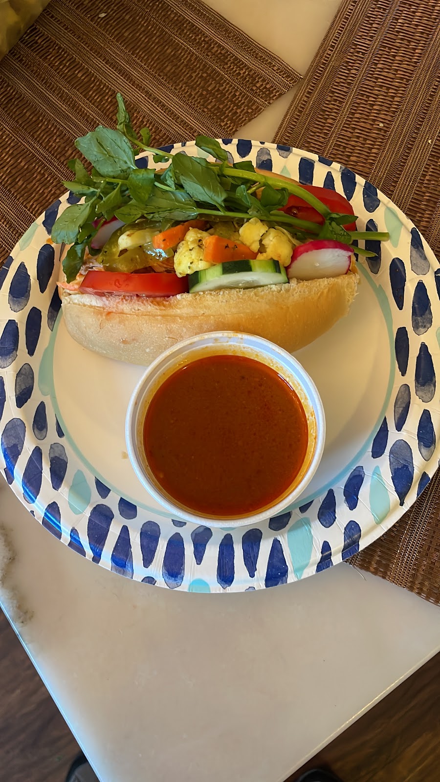 Lucas pupuseria | restaurant | 1131 W Gage Ave, Los Angeles, CA 90044, USA | 3232293487 OR +1 323-229-3487