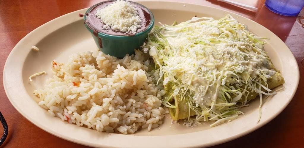 La Salvadoreña Restaurant | restaurant | 3285 Nicholson Dr, Baton Rouge, LA 70802, USA | 2252270141 OR +1 225-227-0141