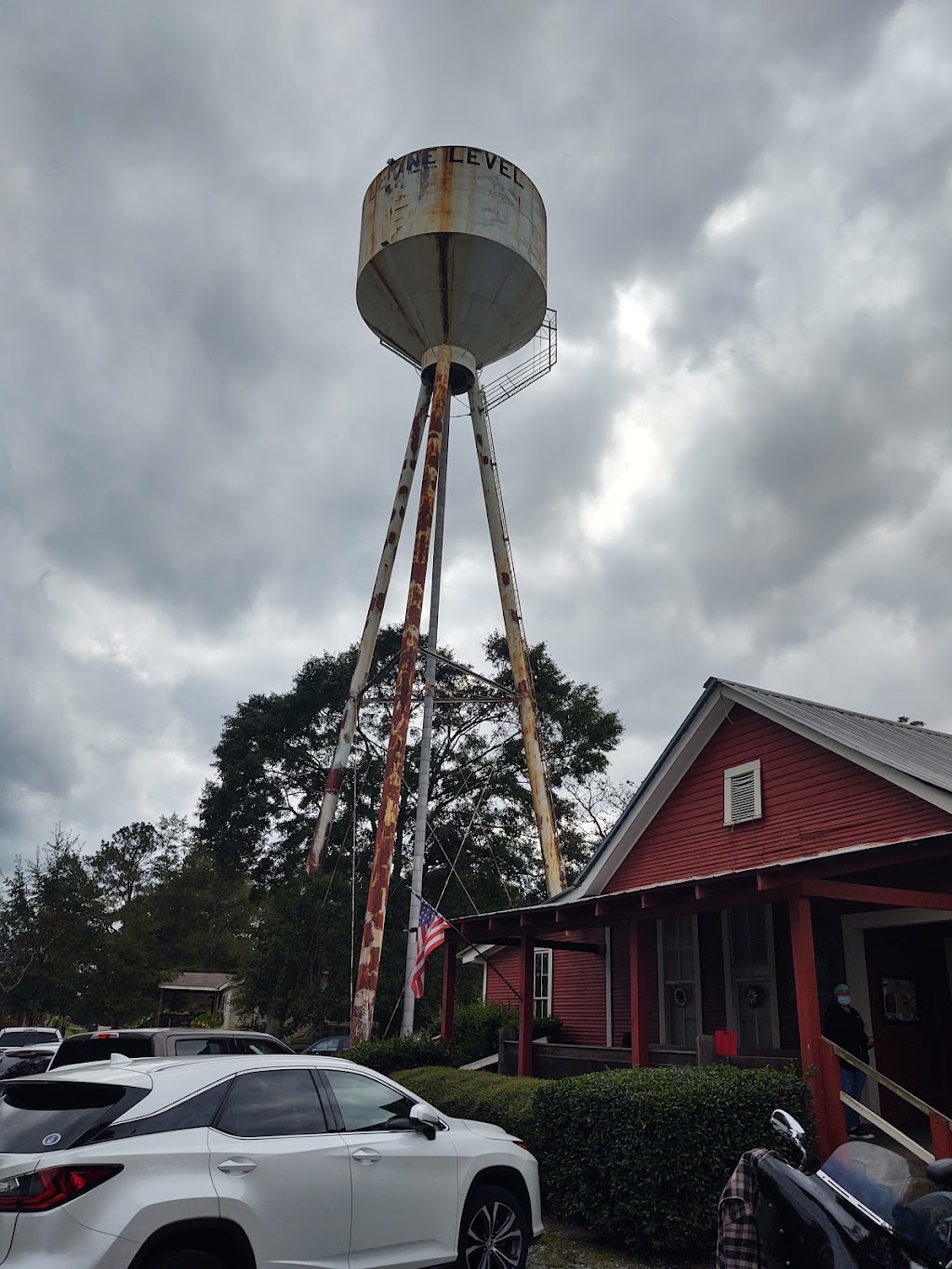 Reds Little School House | restaurant | 20 Gardner Rd, Grady, AL 36036, USA | 3345847955 OR +1 334-584-7955