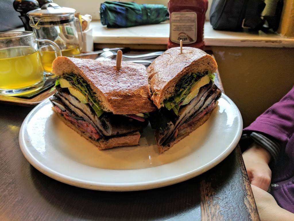 Barefoot Cafe | restaurant | 1900 Sir Francis Drake Blvd, Fairfax, CA 94930, USA | 4154602160 OR +1 415-460-2160