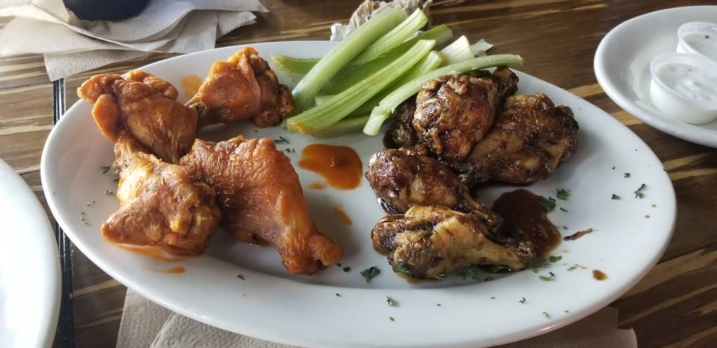 Schooners Patio Grille | restaurant | 2797 W Ave L, Lancaster, CA 93536, USA | 6619430800 OR +1 661-943-0800