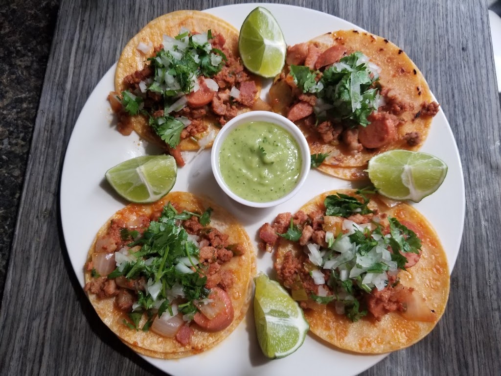 Dyrla Taquería Food Truck | restaurant | 7901 Twin City Hwy, Port Arthur, TX 77642, USA | 4093325258 OR +1 409-332-5258