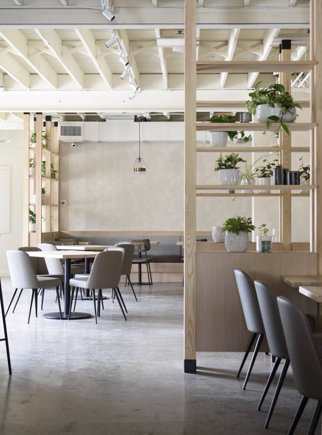 Chúuk | Bar and Restaurant | restaurant | 774 Liverpool Rd, Pickering, ON L1W 1R9, Canada | 3653005700 OR +1 365-300-5700