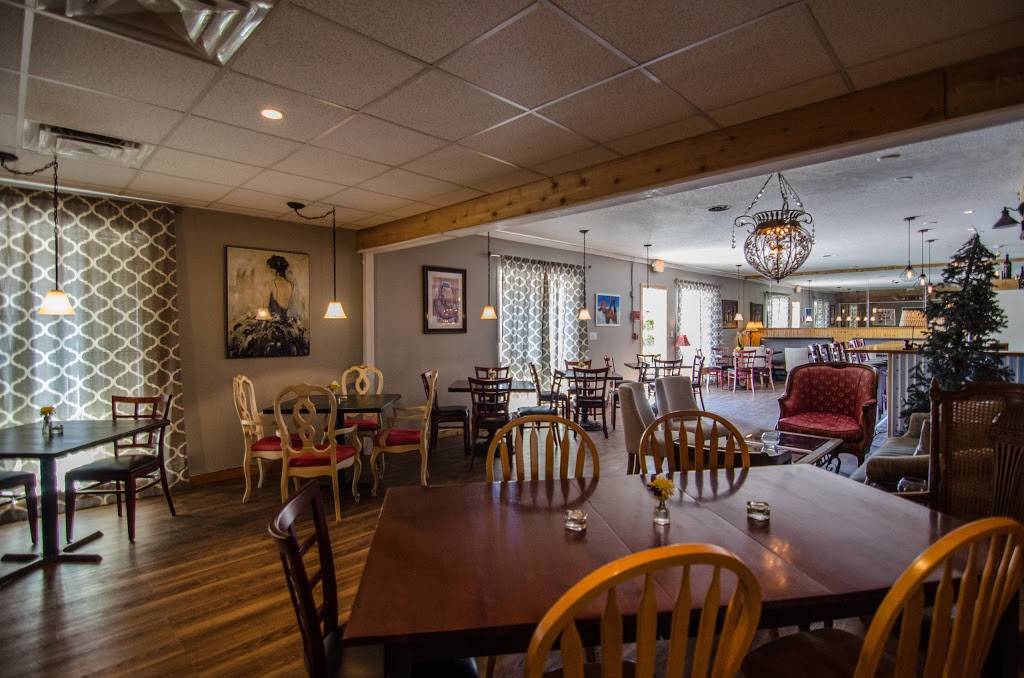 Blue Star Brasserie | night club | 2227 14th Ave, Vero Beach, FL 32960, USA | 7724929057 OR +1 772-492-9057