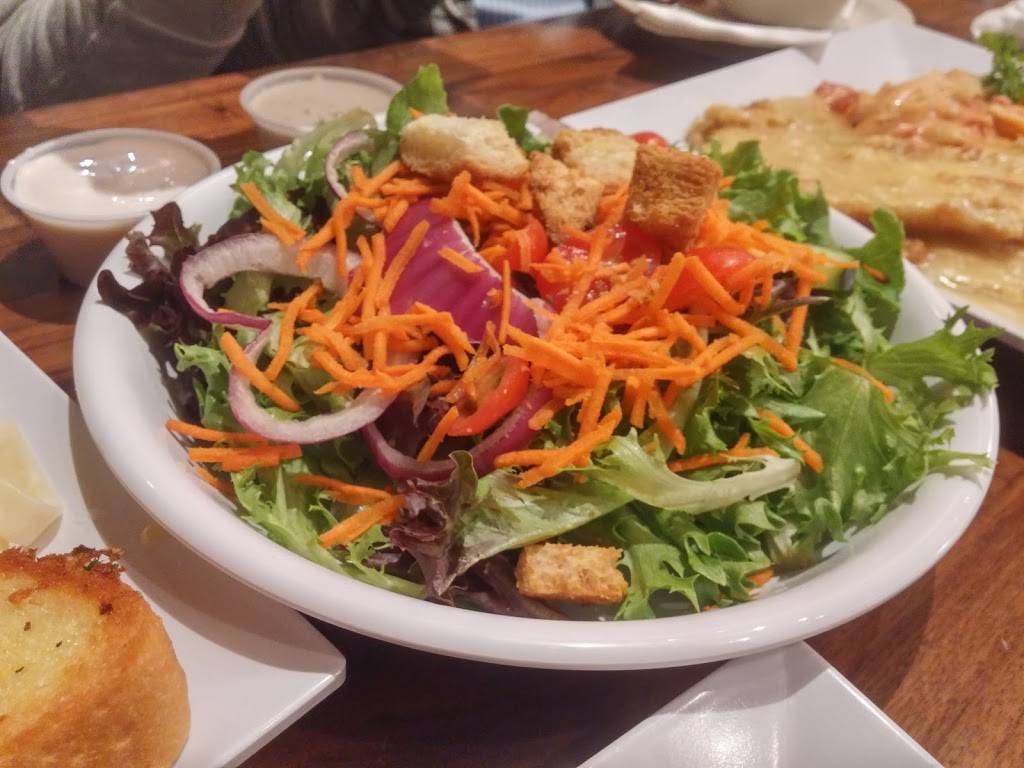 Presto Pasta | restaurant | 24375 Magic Mountain Pkwy, Valencia, CA 91355, USA | 6612847737 OR +1 661-284-7737