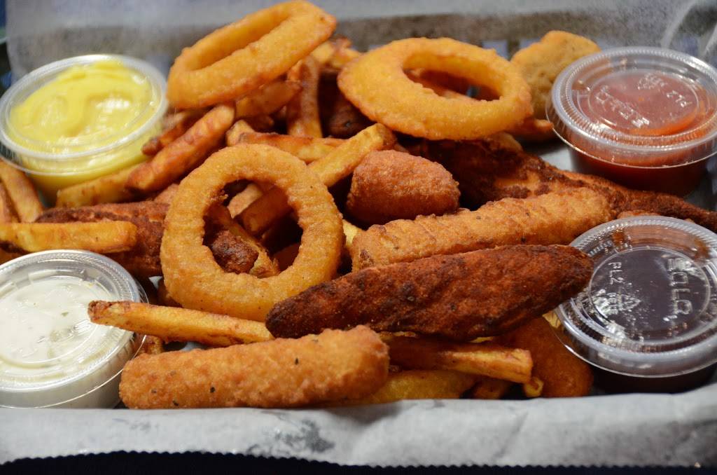 Circle Tap Bar & Grill | restaurant | 5813 County Rd NN, Denmark, WI 54208, USA | 9208638993 OR +1 920-863-8993