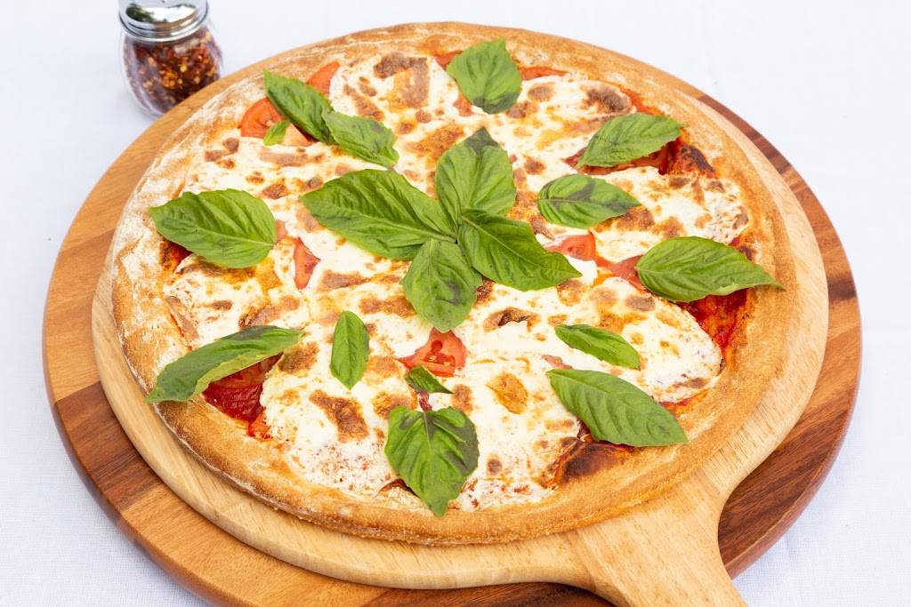 Double Gs Pizzeria and Sub Shop | meal takeaway | 303 Grove St, Braintree, MA 02184, USA | 7818436529 OR +1 781-843-6529