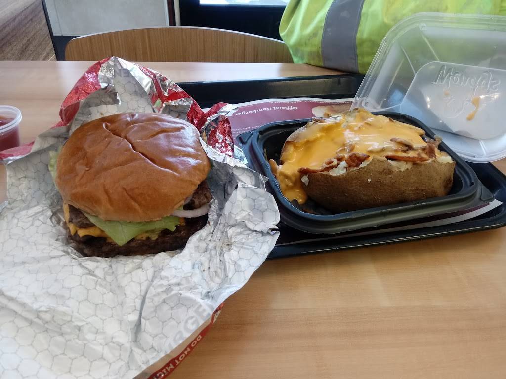 Wendys | restaurant | 5047 Tuttle Crossing Blvd, Dublin, OH 43016, USA | 6147980033 OR +1 614-798-0033