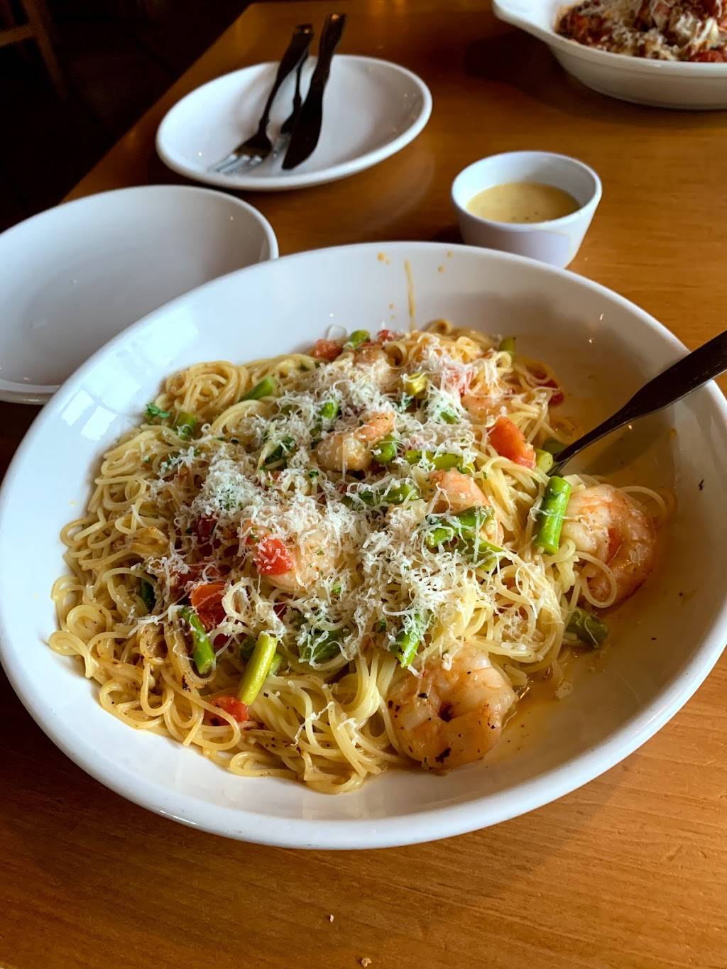 Olive Garden Italian Restaurant | meal takeaway | 21220 Katy Fwy, Katy, TX 77449, USA | 2814921244 OR +1 281-492-1244