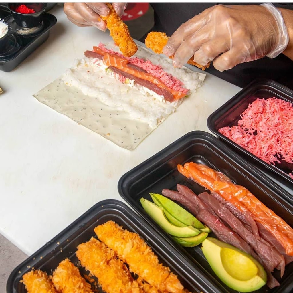 Crudos Fusion Art Hallandale | restaurant | 801 N Federal Hwy Ste 215, Hallandale Beach, FL 33009, USA | 9545892075 OR +1 954-589-2075