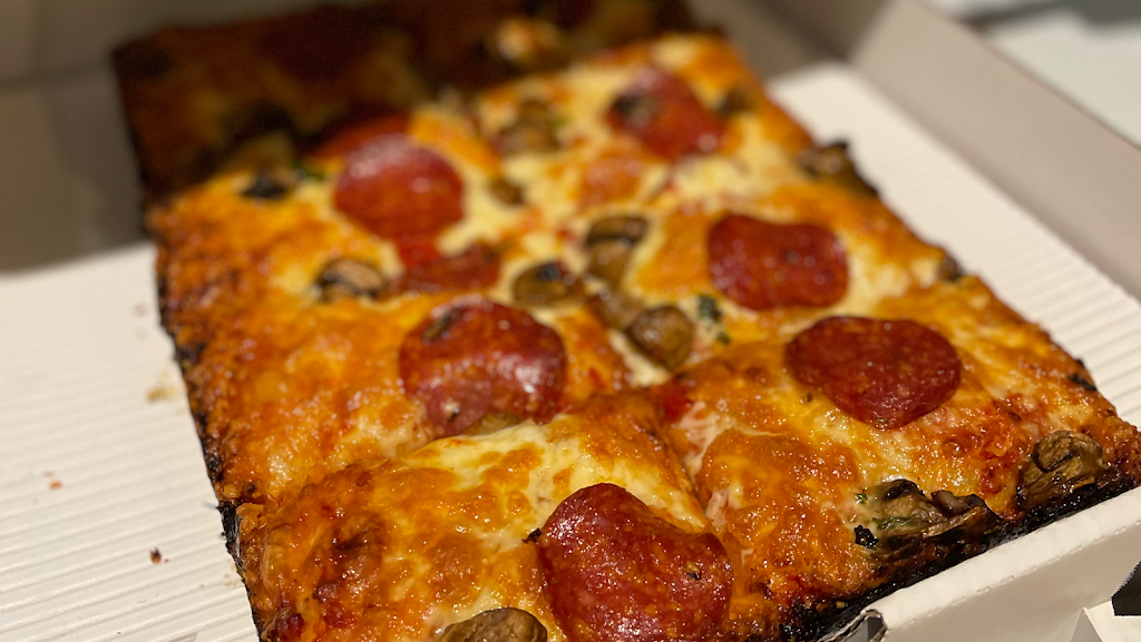 Motor Town Pizza | restaurant | 8388 Musick Memorial Dr, Brentwood, MO 63144, USA | 3145145392 OR +1 314-514-5392