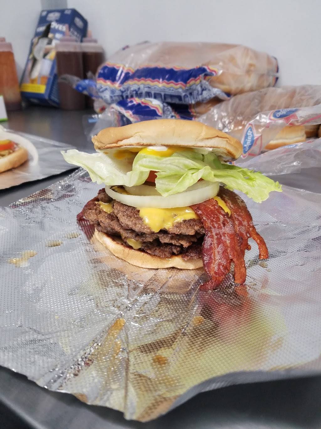 Momma Louise Bbq burgers and more | restaurant | 520 F St #2144, Wynne, AR 72396, USA | 8703626334 OR +1 870-362-6334