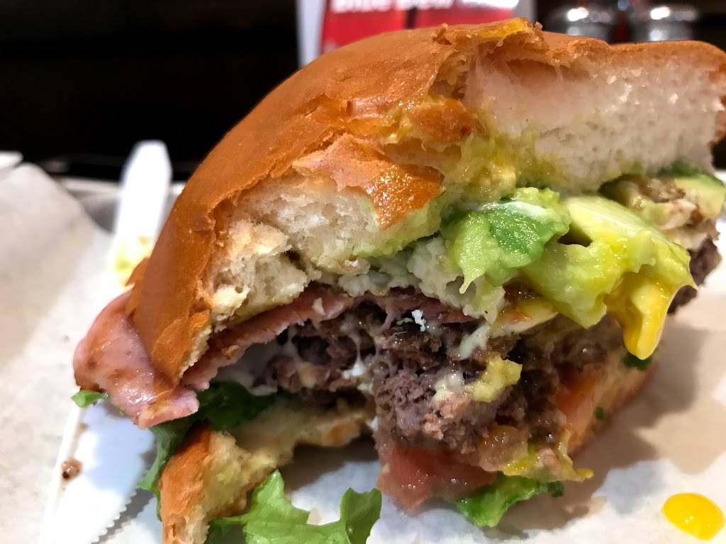 Alfreds Burger House | restaurant | 723 Telephone Rd, Houston, TX 77023, USA | 8325827324 OR +1 832-582-7324