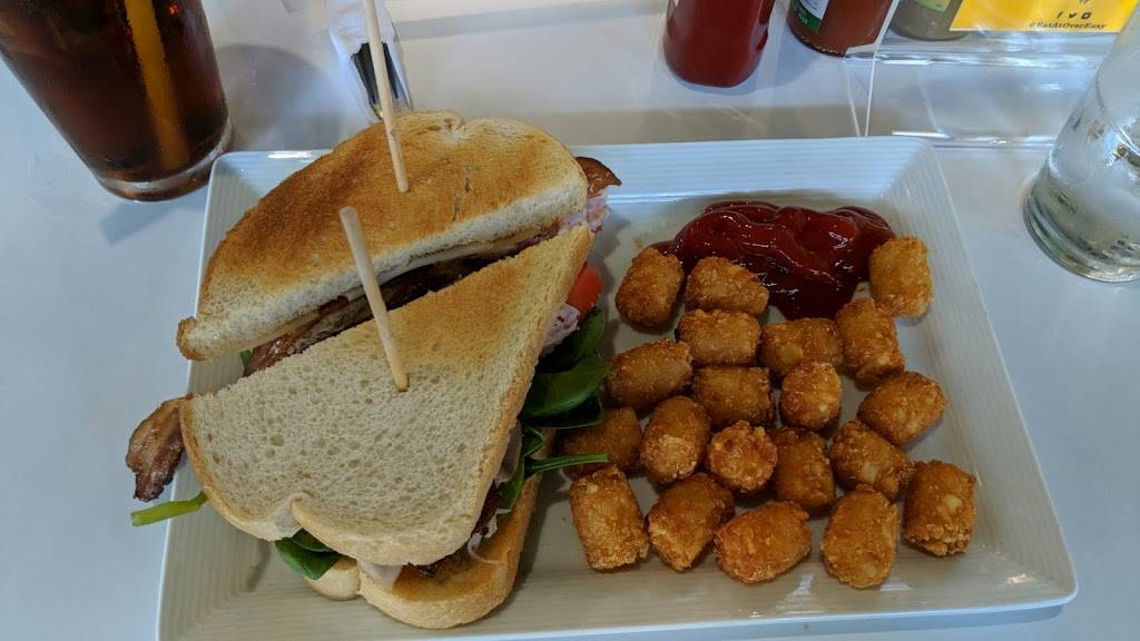 Over Easy | restaurant | 6089, 10637 N Tatum Blvd suite 101, Phoenix, AZ 85028, USA | 6025956020 OR +1 602-595-6020