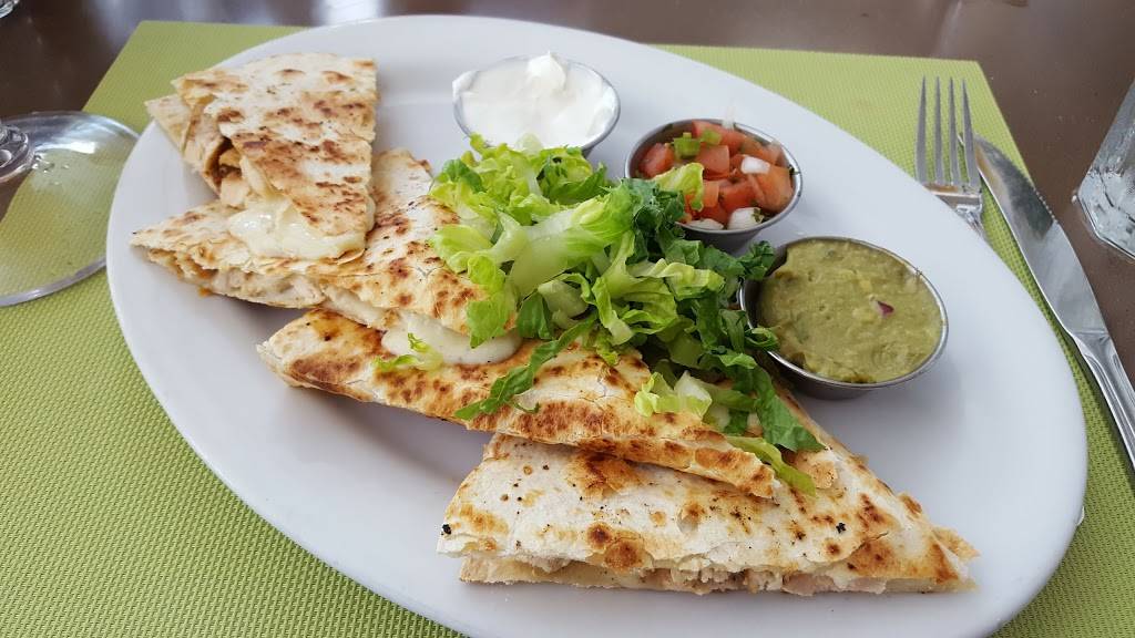 Social | restaurant | 1024 Ocean Dr, Miami Beach, FL 33139, USA | 3056722472 OR +1 305-672-2472