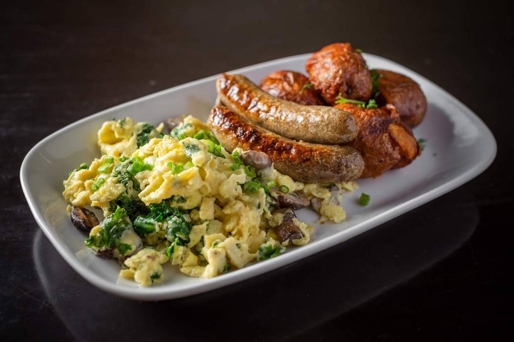 Farm Bar | restaurant | 1300 W Wellington Ave, Chicago, IL 60657, USA | 7732812599 OR +1 773-281-2599