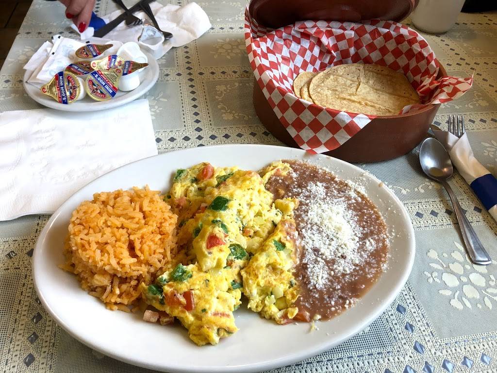 Doña Patty | restaurant | 848 Sheridan Rd, Highwood, IL 60040, USA | 8479263219 OR +1 847-926-3219