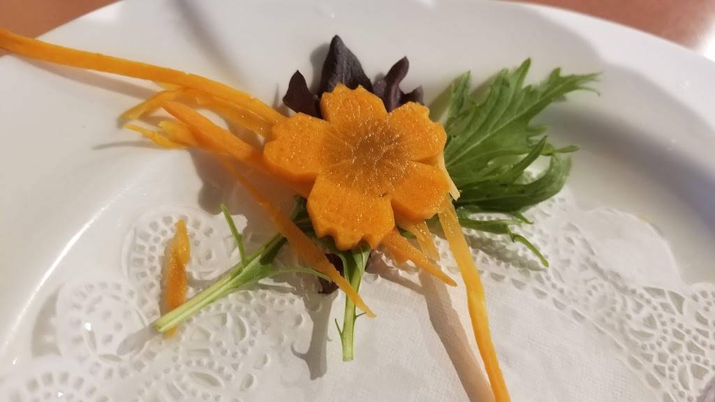 White Coconut Thai Restaurant | restaurant | 211 Middlesex Turnpike, Burlington, MA 01803, USA | 7813651436 OR +1 781-365-1436