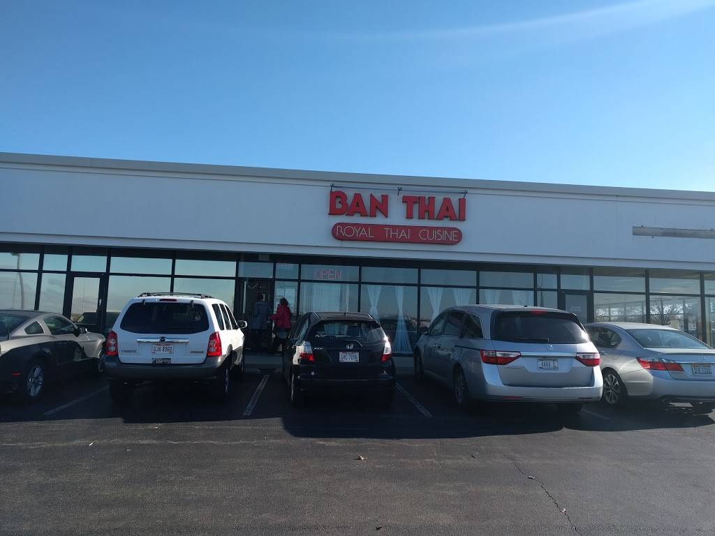 BanThai | restaurant | 792 Eastgate S Dr, Cincinnati, OH 45245, USA | 5137523200 OR +1 513-752-3200