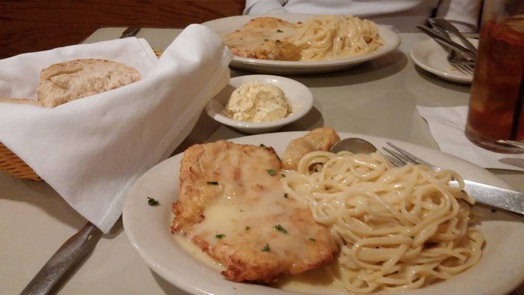 Fratellos Italian Restaurant | restaurant | 32085 Electric Blvd, Avon Lake, OH 44012, USA | 4409333380 OR +1 440-933-3380