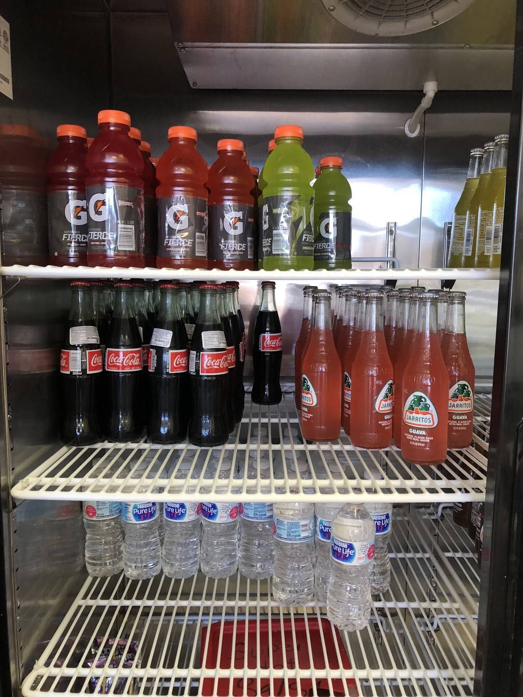 Taco Mobil | restaurant | 692 21st St, Vero Beach, FL 32960, USA | 7722052668 OR +1 772-205-2668