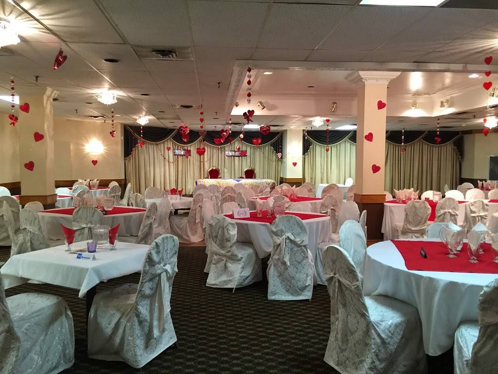 Simply Delicious Restaurant & Banquet Centre | restaurant | 7850 Woodbine Ave, Markham, ON L3R 4S1, Canada | 9057520353 OR +1 905-752-0353