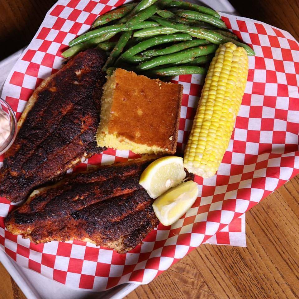 Brother Jimmys BBQ | restaurant | 196 Crown St, New Haven, CT 06510, USA | 2038239780 OR +1 203-823-9780