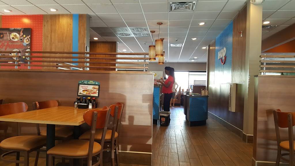 IHOP | restaurant | 771 Daniel Ellis Dr, Charleston, SC 29412, USA | 8437625888 OR +1 843-762-5888