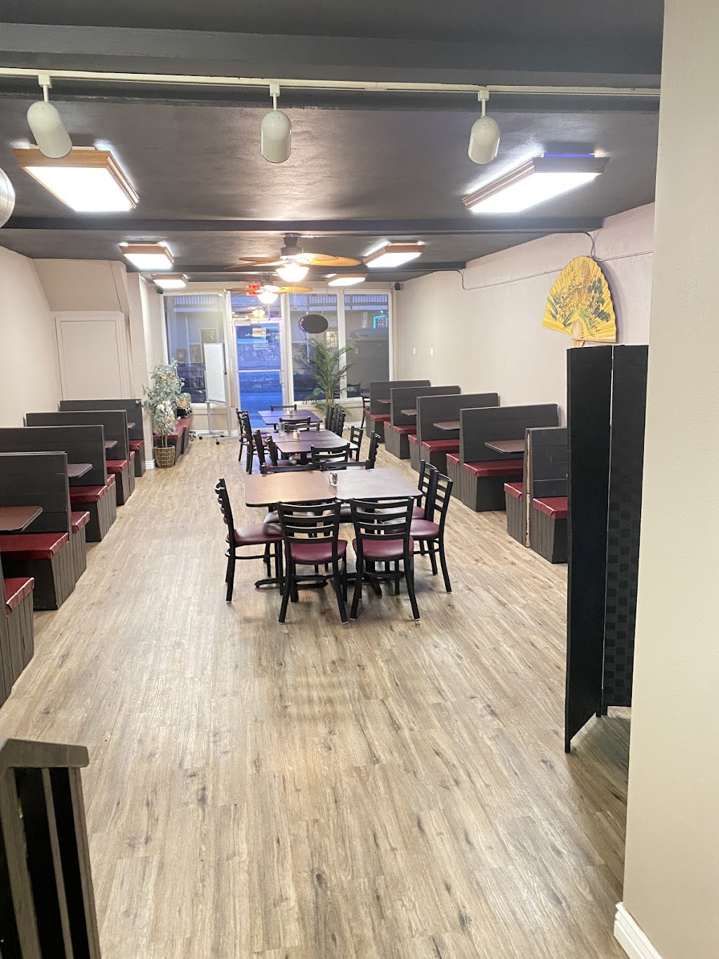 The Little Dragon Restaurant | restaurant | 458 Washington St, Afton, WY 83110, USA | 3078858738 OR +1 307-885-8738