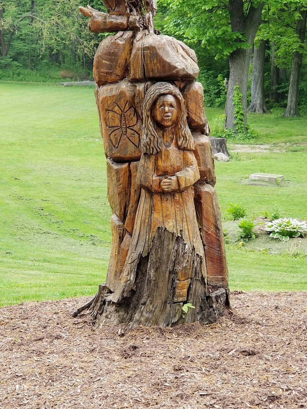 Perrys Cave Family Fun Center | restaurant | 979 Catawba Ave, Put-In-Bay, OH 43456, USA | 4192852283 OR +1 419-285-2283