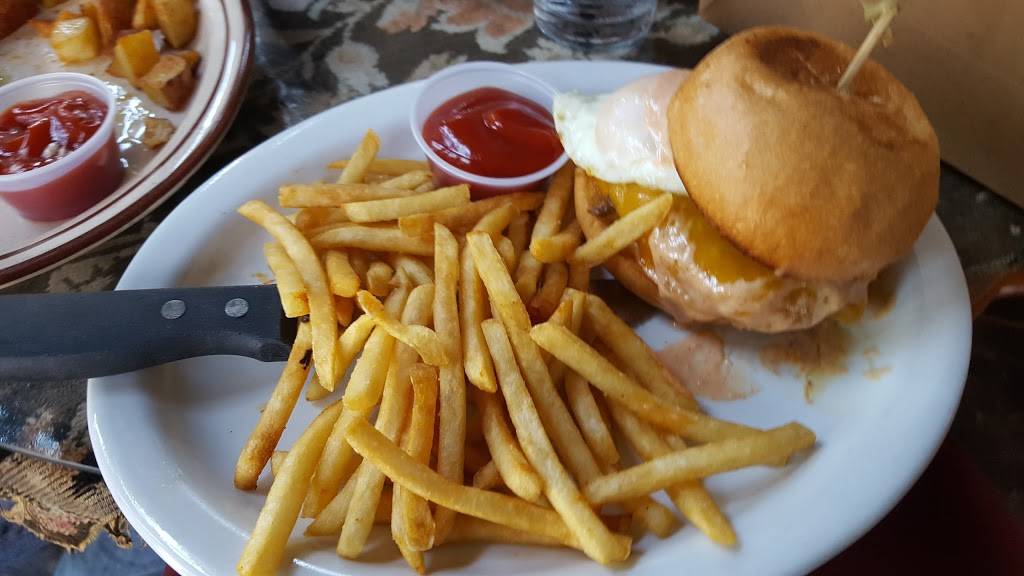 Gypsy Den | cafe | 125 N Broadway D, Santa Ana, CA 92701, USA | 7148358840 OR +1 714-835-8840