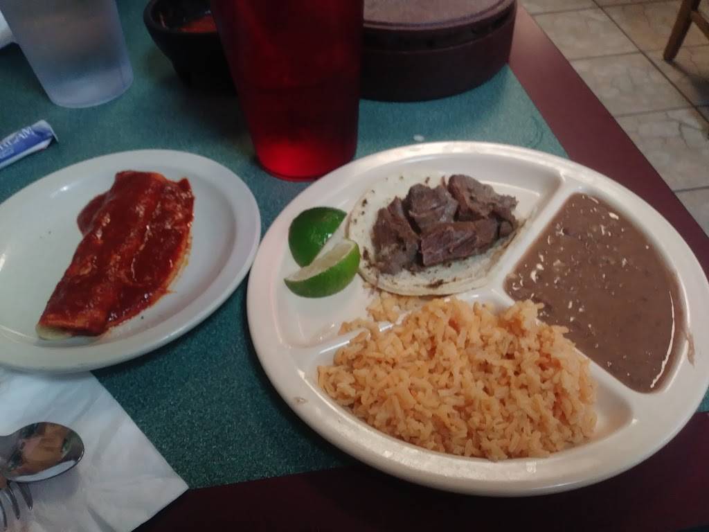 Super Pollo | restaurant | 805 N Sylvania Ave, Fort Worth, TX 76111, USA | 8178386421 OR +1 817-838-6421