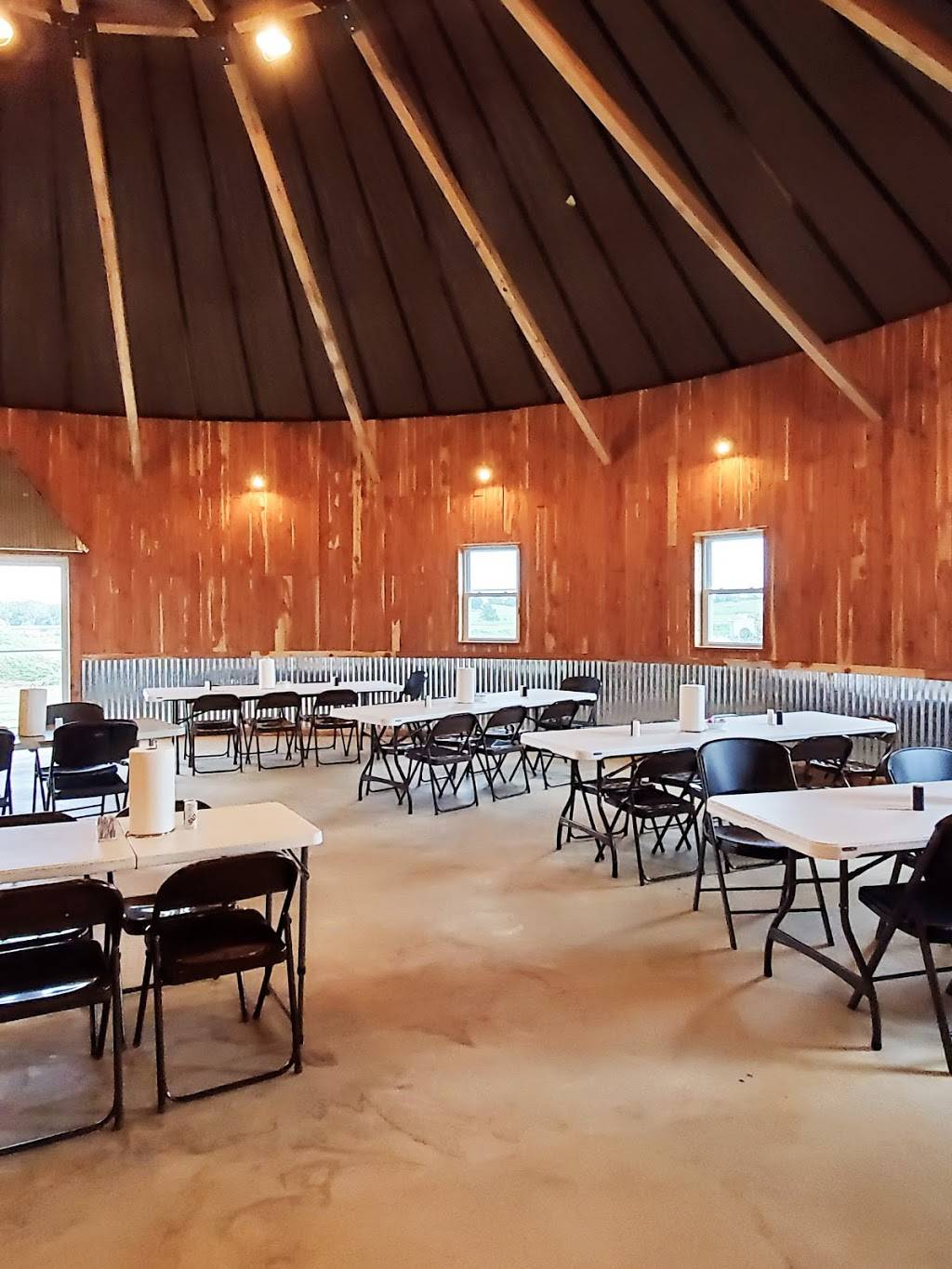 Moores Fish Farm | restaurant | 25353 S 4230 Rd, Inola, OK 74036, USA | 9183414194 OR +1 918-341-4194